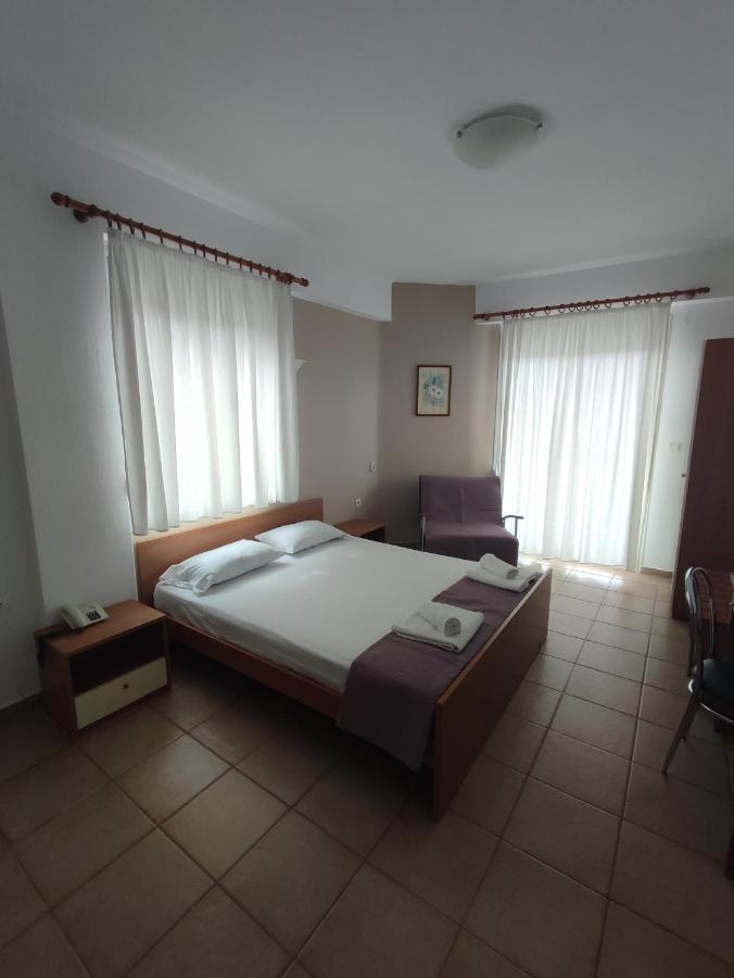 Bella Grecia Aparthotel Hanioti Exterior photo