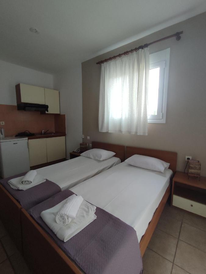 Bella Grecia Aparthotel Hanioti Exterior photo