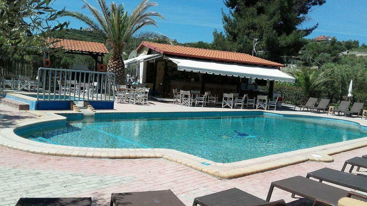 Bella Grecia Aparthotel Hanioti Exterior photo